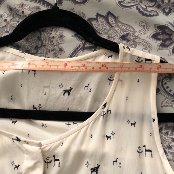 Silk top, EUC, super light perfect summer addition. - Picture 6 of 6